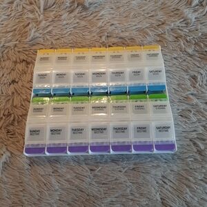 Multi Day and Time Pill Box